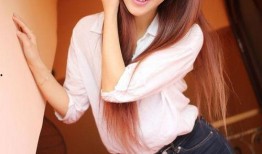 馆熟女在线观看剧情,一场跨越年龄的激情邂逅